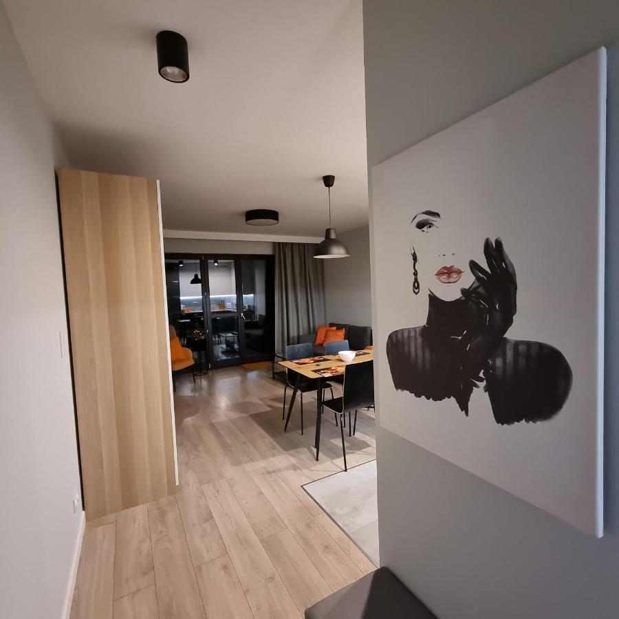 דירות ורשה Orange House מראה חיצוני תמונה